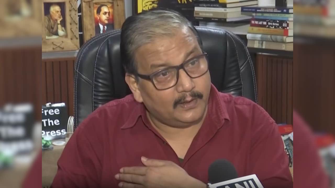 'दोषियों के खिलाफ FIR हो', छात्रों पर पुलिस की कथित फायरिंग पर SC पहुंचे मनोज झा