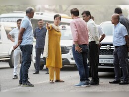 "Pothole-Free Delhi By Diwali": Chief Minister Atishi Inspect Roads "Pothole-Free Delhi By Diwali": Chief Minister Atishi Inspect Roads