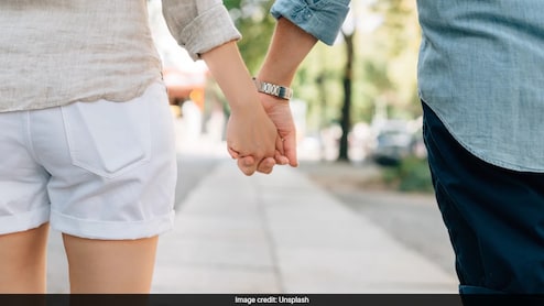 Delhi Founder Baffled By Married Couple Splitting Bills Equally Like "Flatmates", Viral Post Sparks Debate