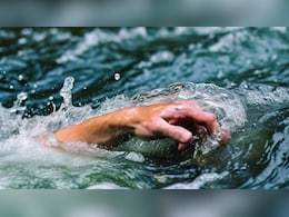 गणपतीपुळेच्या समुद्रात 3 जण बुडाले, एकाला वाचवण्यात यश