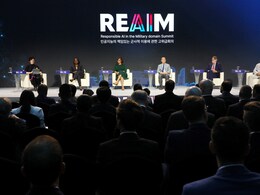 South Korea Summit Announces 'Blueprint' For Using AI In The Military South Korea Summit Announces 'Blueprint' For Using AI In The Military