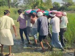 Sheopur में अंतिम सफर भी नहीं आसान! बदहाल सड़क की मार झेल रहे ग्रामीण, कई साल से हैं परेशान