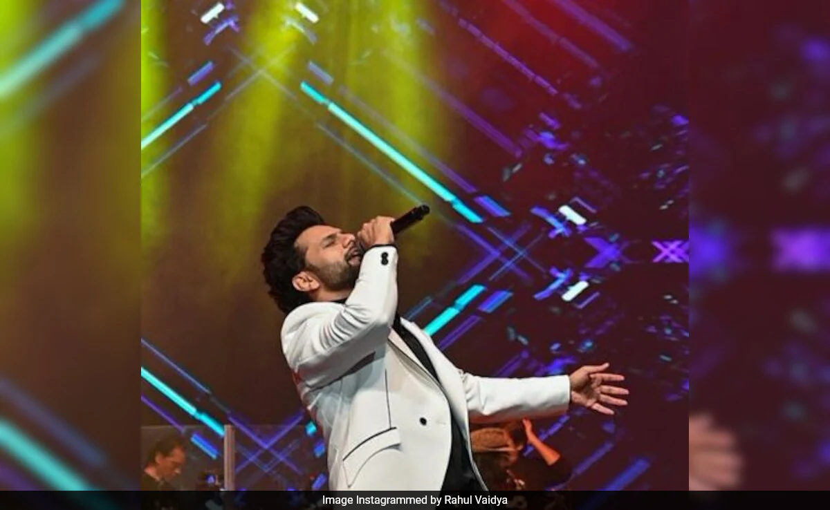 Rahul Vaidya, Suffering From Dengue, Performs 2 Hours Non-Stop In Jaipur