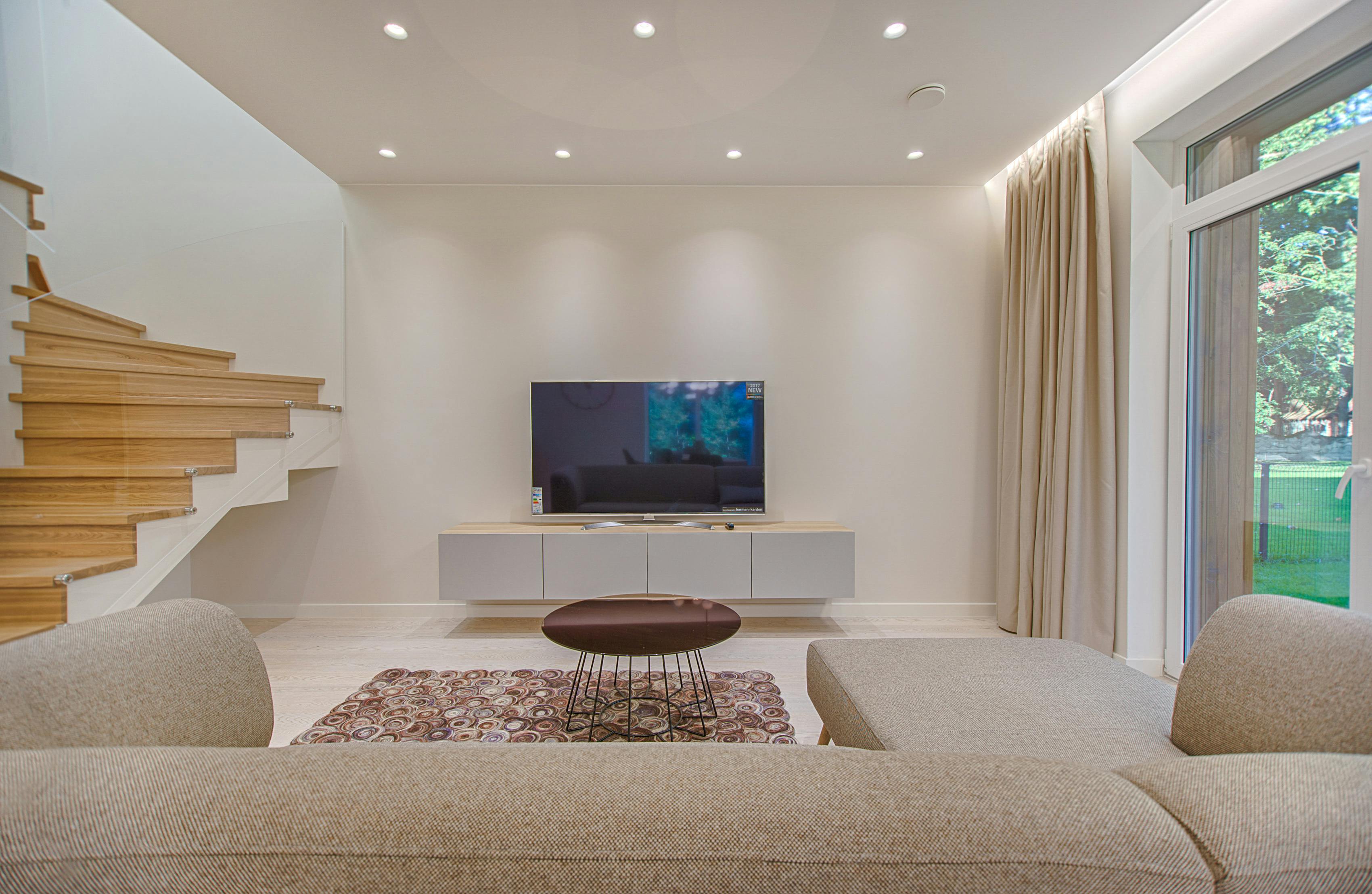 The Rise of Floating TV Units: A Sleek Look for Contemporary Homes