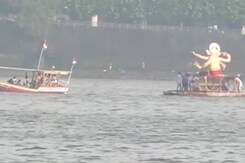 Grand Immersion Of Lalbaugcha Raja In Mumbai Grand Immersion Of Lalbaugcha Raja In Mumbai