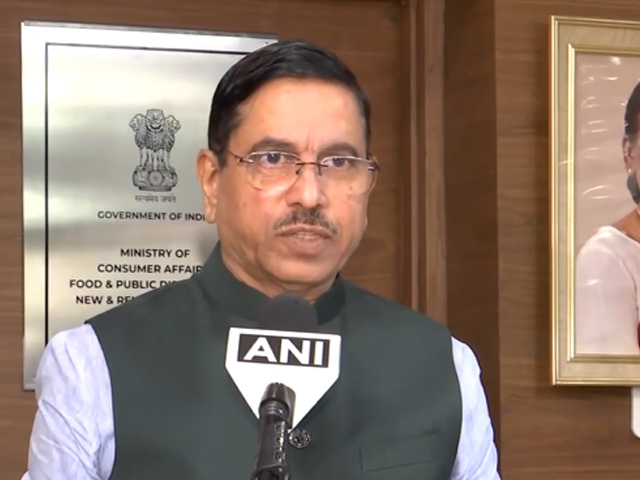 Karnataka MUDA Scam Case: Union Minister Pralhad Joshi Demands Siddarmiah's Resignation