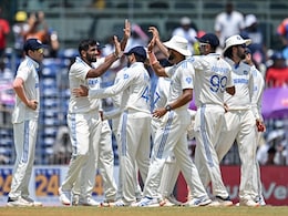 IND vs BAN : चेन्नईच्या स्पिन फ्रेंडली पिचवर फास्ट बॉलर्स का ठरतायत यशस्वी? एका बदलाचा परिणाम IND vs BAN : चेन्नईच्या स्पिन फ्रेंडली पिचवर फास्ट बॉलर्स का ठरतायत यशस्वी? एका बदलाचा परिणाम