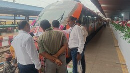 Indian Railways: छत्तीसगढ़ को मिली एक और नई वंदे भारत ट्रेन, जानें-पूरा रूट और तय समय सारणी