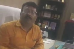 "Wants To Convert...": UP Principal Expels Student, 5, Over Non-Veg Tiffin "Wants To Convert...": UP Principal Expels Student, 5, Over Non-Veg Tiffin