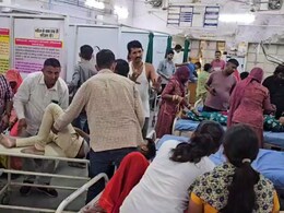 Barmer News: बाड़मेर में भीषण हादसा, ट्रैक्टर-ट्राली के पलटने से मासूम बच्ची की मौत, करीब डेढ़ दर्जन लोग घायल Barmer News: बाड़मेर में भीषण हादसा, ट्रैक्टर-ट्राली के पलटने से मासूम बच्ची की मौत, करीब डेढ़ दर्जन लोग घायल