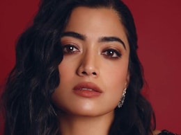 "Why Am I Always Eating?" Asks Rashmika Mandanna While Relishing Croissant "Why Am I Always Eating?" Asks Rashmika Mandanna While Relishing Croissant