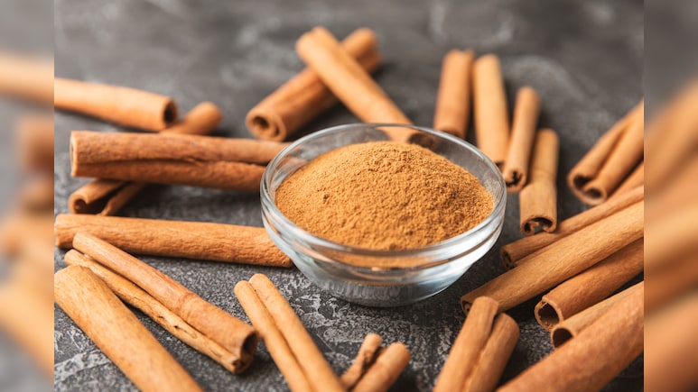 सेहत के लिए वरदान से कम नहीं है दालचीनी, जानिए इसका सेवन करने के 6 फायदे