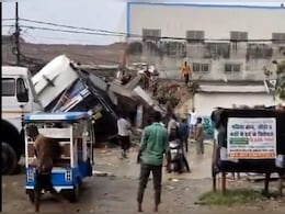 लखनऊ में तीन मंजिला इमारत गिरने से 7 की मौत, 24 लोगों को मलबे से निकाला गया; रेस्क्यू ऑपरेशन जारी