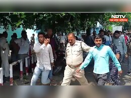 Bhind: दो नवजात बच्चों की मौत से अस्पताल में बवाल, रिश्वत नहीं दिया तो नहीं किया इलाज! Bhind: दो नवजात बच्चों की मौत से अस्पताल में बवाल, रिश्वत नहीं दिया तो नहीं किया इलाज!