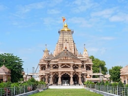 श्री सांवलिया सेठ पर हेलिकॉप्टर से होगी पुष्प वर्षा, जल झूलनी एकादशी मेले में दिखेगा अद्भत नजारा