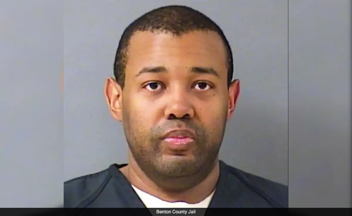 US Woman Rejected Colleague's Sexual Advances, Asked Him To Stop