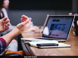 नौकरी की तलाश कर रहे लोगों को हायरिंग एक्सपर्ट ने दी ये जरूरी सलाह, कहीं आप भी तो नहीं कर रहे हैं ये गलती नौकरी की तलाश कर रहे लोगों को हायरिंग एक्सपर्ट ने दी ये जरूरी सलाह, कहीं आप भी तो नहीं कर रहे हैं ये गलती