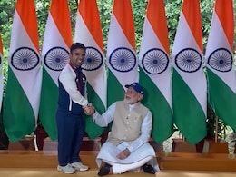 "<i>Itna Gussa Kaise</i>...": PM Narendra Modi's Special Meet With Paris Paralympics Gold Medallist Navdeep Singh "<i>Itna Gussa Kaise</i>...": PM Narendra Modi's Special Meet With Paris Paralympics Gold Medallist Navdeep Singh