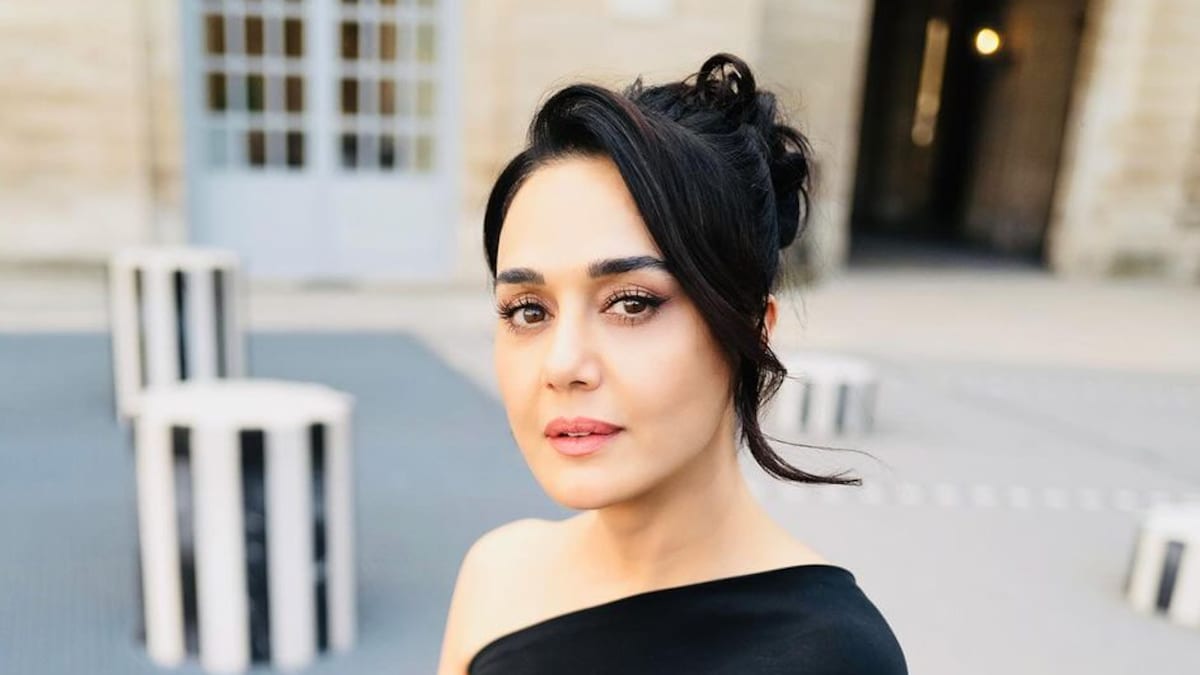 “The Best Things In Life…” – Preity Zinta Enjoys Rotis Made By Her Son And His Nani