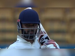 Duleep Trophy 2024: लो जी, ऋषभ पंत ने टीम चयन से पहले स्टाइल में दिया करारा जवाब, सेलेक्टरों को राहत Duleep Trophy 2024: लो जी, ऋषभ पंत ने टीम चयन से पहले स्टाइल में दिया करारा जवाब, सेलेक्टरों को राहत