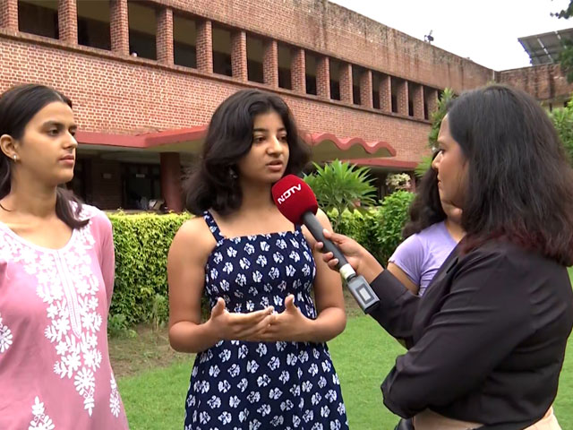 Quota For Women In Delhi University Students Union Elections? What DU Students Said