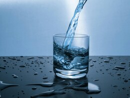 How To Drink Water The Right Way: Expert Reveals 3 Habits To Ditch For Better Hydration How To Drink Water The Right Way: Expert Reveals 3 Habits To Ditch For Better Hydration