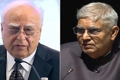 "Adding Salt To...": Veep's Fresh Fire At Kapil Sibal Over Kolkata Horror "Adding Salt To...": Veep's Fresh Fire At Kapil Sibal Over Kolkata Horror