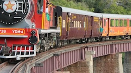 गोरम घाट, फुलाद और खामलीघाट की रोमांचक यात्रा, टूरिस्टों की पसंद बना Valley Queen Express