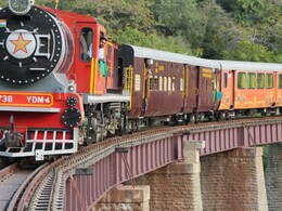 गोरम घाट, फुलाद और खामलीघाट की रोमांचक यात्रा, टूरिस्टों की पसंद बना Valley Queen Express गोरम घाट, फुलाद और खामलीघाट की रोमांचक यात्रा, टूरिस्टों की पसंद बना Valley Queen Express
