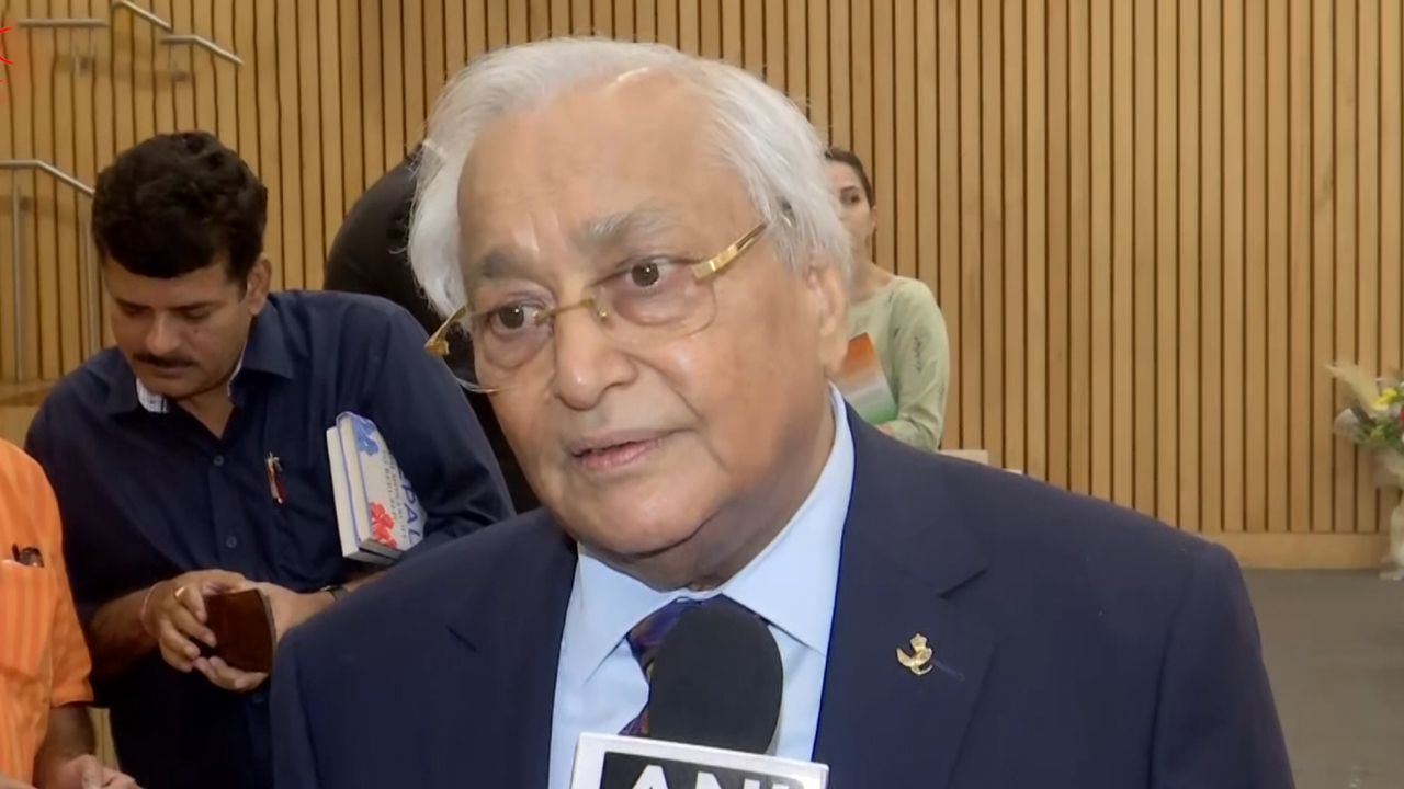 PM Modi Xi Jinping Meet | "Hindi Chini Bhai Bhai...": Diplomat Urges Peace Between India, China