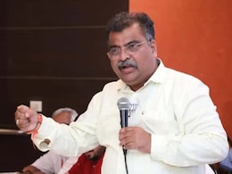 Ravindra Chavan : फडणवीसांची औरंगजेबाशी तुलना करताच रविंद्र चव्हाण संतापले, काँग्रेस प्रदेशाध्यक्षांना दिलं उत्तर Ravindra Chavan : फडणवीसांची औरंगजेबाशी तुलना करताच रविंद्र चव्हाण संतापले, काँग्रेस प्रदेशाध्यक्षांना दिलं उत्तर