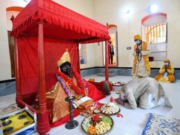 बांगालादेशच्या मंदिरातून चोरी गेला काली मातेचा मुकूट, PM मोदींनी दिला होता भेट