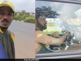 दिल्ली से 1200 किमी साइकिल चलाकर धोनी से मिलने पहुंचा फैन, 1 हफ्ते तक फार्महाउस के बाहर लगाए रहा डेरा, फिर ऐसे सच हुआ सपना दिल्ली से 1200 किमी साइकिल चलाकर धोनी से मिलने पहुंचा फैन, 1 हफ्ते तक फार्महाउस के बाहर लगाए रहा डेरा, फिर ऐसे सच हुआ सपना