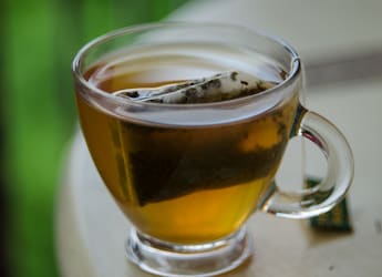 Sick Of Your Tea Bag Sinking? This Simple Hack Will Save Your Chai Sick Of Your Tea Bag Sinking? This Simple Hack Will Save Your Chai