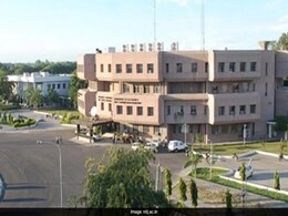 NIT Jalandhar Hiring For 132 Faculty Posts, Check Qualifications, Age Limit NIT Jalandhar Hiring For 132 Faculty Posts, Check Qualifications, Age Limit