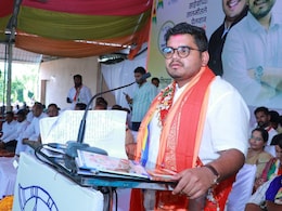 'आबा मित्रांच्या खांद्यावर डोकं ठेवून रडायचे, त्यांना कुणी त्रास दिला....' रोहित पाटलांचं मोठं वक्तव्य 'आबा मित्रांच्या खांद्यावर डोकं ठेवून रडायचे, त्यांना कुणी त्रास दिला....' रोहित पाटलांचं मोठं वक्तव्य