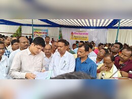 शिक्षकों की हड़ताल से छत्तीसगढ़ के स्कूल बंद ! सरकार के सामने रखी ये मांगें शिक्षकों की हड़ताल से छत्तीसगढ़ के स्कूल बंद ! सरकार के सामने रखी ये मांगें