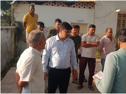 Rajasthan: अचानक CHC का निरीक्षण करने पहुंच गए DM, 1 डॉक्टर ड्यूटी पर मिले, सफाई कंपनी को किया ब्लैक लिस्ट