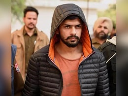 प्रत्येक नवरात्रीला मौनव्रत... अनेक उपास-तापास; 'ब्रम्हचारी गँगस्टर' लॉरेन्स बिश्नोई आपली गँग कशी चालवतो?  प्रत्येक नवरात्रीला मौनव्रत... अनेक उपास-तापास; 'ब्रम्हचारी गँगस्टर' लॉरेन्स बिश्नोई आपली गँग कशी चालवतो?