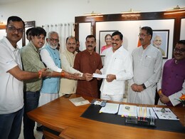 BJP Active Membership: आज MP में बीजेपी बनाएगी इतिहास! वीडी शर्मा ने सीएम मोहन को बनाया सक्रिय सदस्य BJP Active Membership: आज MP में बीजेपी बनाएगी इतिहास! वीडी शर्मा ने सीएम मोहन को बनाया सक्रिय सदस्य
