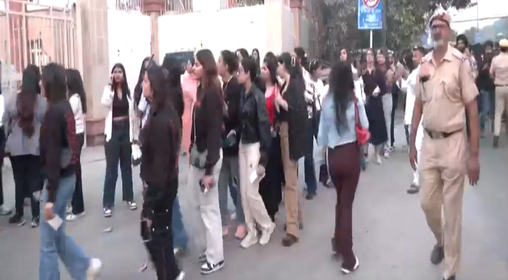 Long Queues In JLN Stadium Ahead Of Diljit Doshanjh's Mega Concert In Delhi