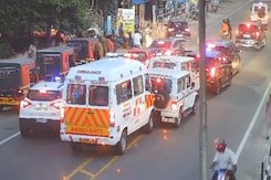 Video: Kerala Chief Minister Pinarayi Vijayan's Convoy In Multi-Car Collision Video: Kerala Chief Minister Pinarayi Vijayan's Convoy In Multi-Car Collision