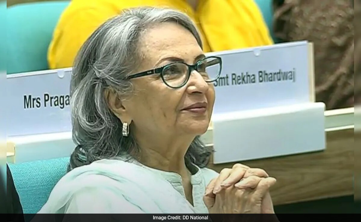 National Awards: Sharmila Tagore Cheers For <i>Gulmohar</i> At The Ceremony