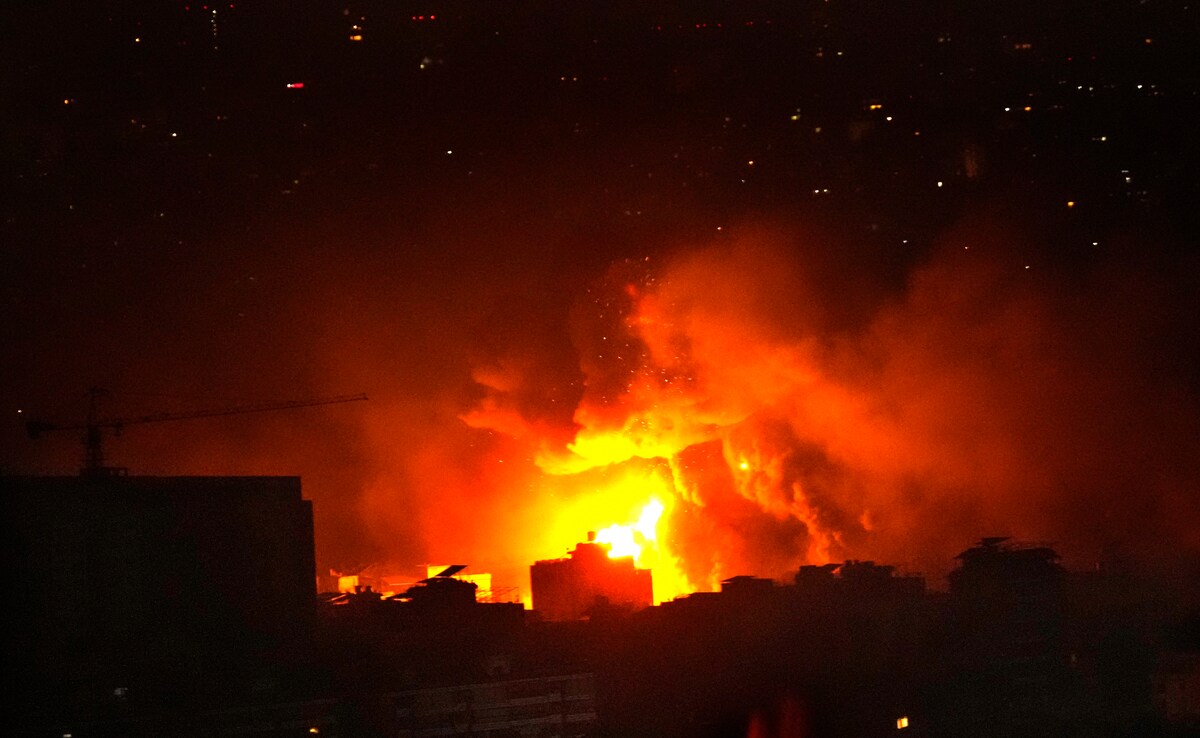 इजरायल की दहशत से पूरा शहर सुनसान, 7 लाख लोग घर छोड़कर भागे...पढ़िए बेरूत से NDTV के रिपोर्टर की डायरी