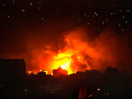 इजरायल की दहशत से पूरा शहर सुनसान, 7 लाख लोग घर छोड़कर भागे...पढ़िए बेरूत से NDTV के रिपोर्टर की डायरी इजरायल की दहशत से पूरा शहर सुनसान, 7 लाख लोग घर छोड़कर भागे...पढ़िए बेरूत से NDTV के रिपोर्टर की डायरी