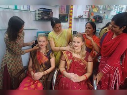 Chhoti Diwali 2024: रूप चतुर्दशी पर राजस्थानी रंग में रंगी विदेशी महिलाएं, सज-संवर कर लगाया वीडियो कॉल