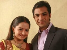 साथ निभाना साथिया के गोपी बहू और अहमजी का 14 साल बाद रियूनियन, फैंस बोले- बर्तन धोने का साबुन छिपा दो... साथ निभाना साथिया के गोपी बहू और अहमजी का 14 साल बाद रियूनियन, फैंस बोले- बर्तन धोने का साबुन छिपा दो...