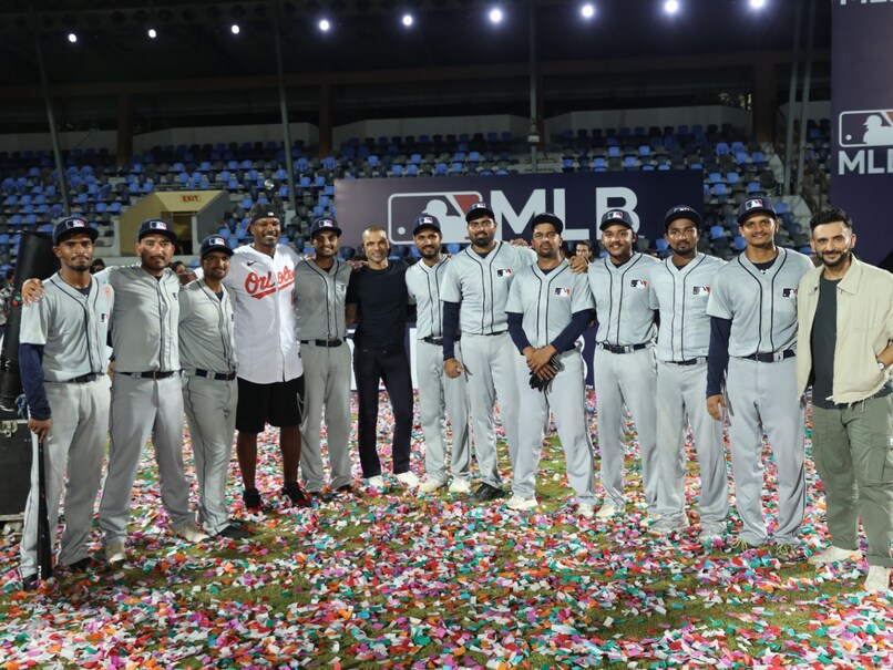 Shikhar Dhawan Join Hands With Adam Jones To Find the MLB 'Hotshot