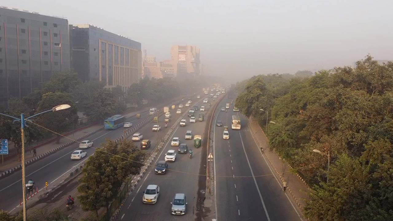 Delhi's Air Quality Worsens, Blame Game Over Pollution Begins