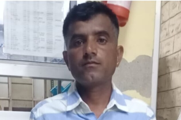 जोधपुर एयरपोर्ट पर करतूस के साथ गिरफ्तार हुए आरोपी जसवंत सिंह की तस्वीर. जोधपुर एयरपोर्ट पर करतूस के साथ गिरफ्तार हुए आरोपी जसवंत सिंह की तस्वीर.